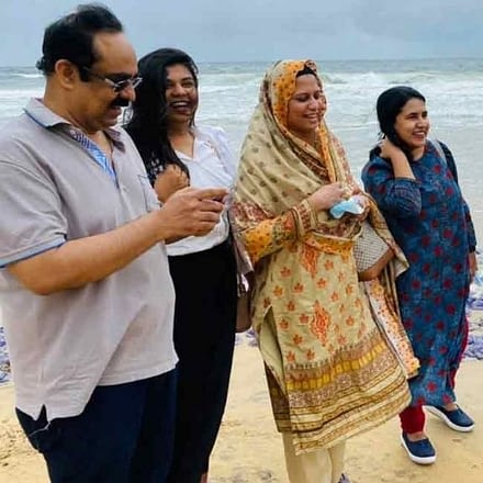 Minister of tourism of Kerala on Kovalam Beach, enjoying no masks draws on Facebook